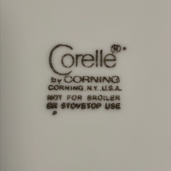 Corning Corelle "Indigo" Rimmed Cereal / Soup bowls. (Set of 2). - Picture 9 of 9